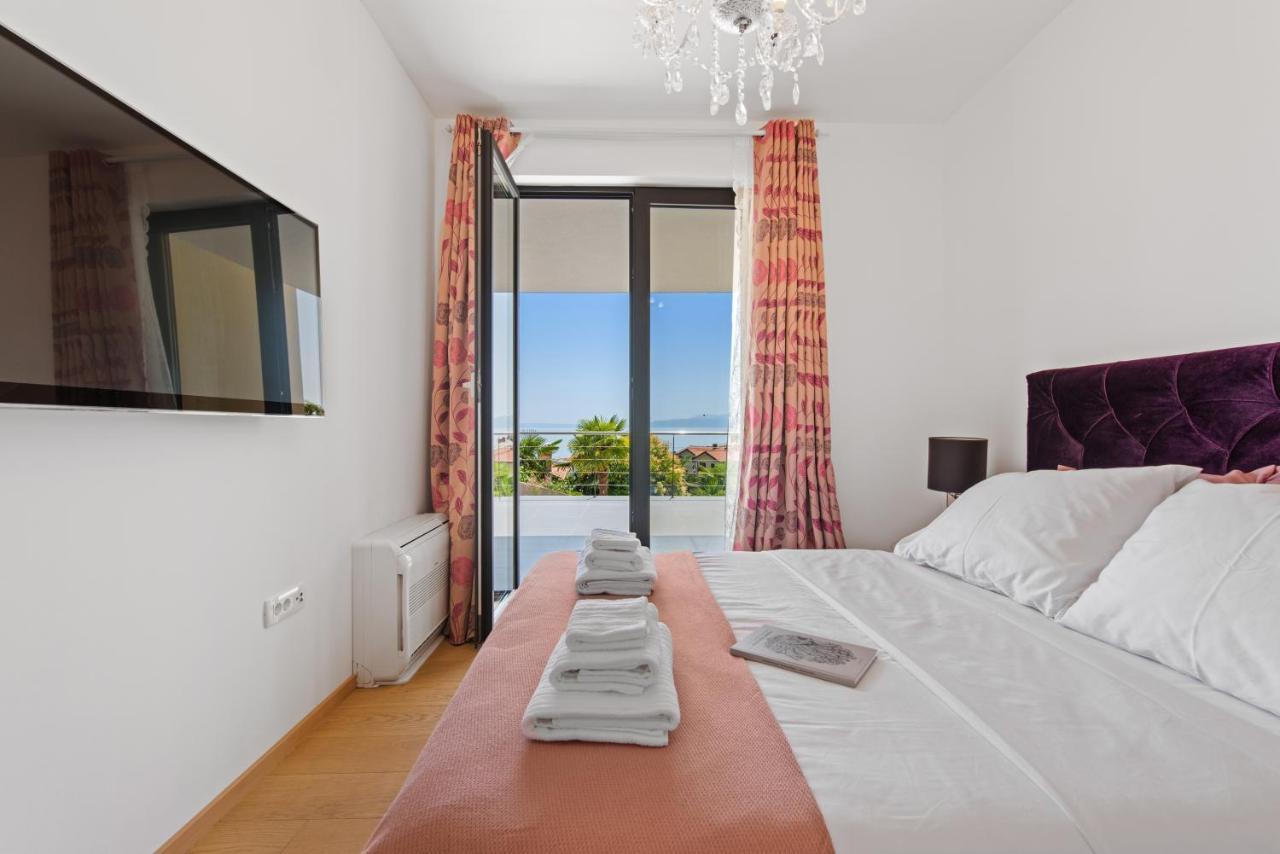 Apartments Villa Zara Опатия Экстерьер фото